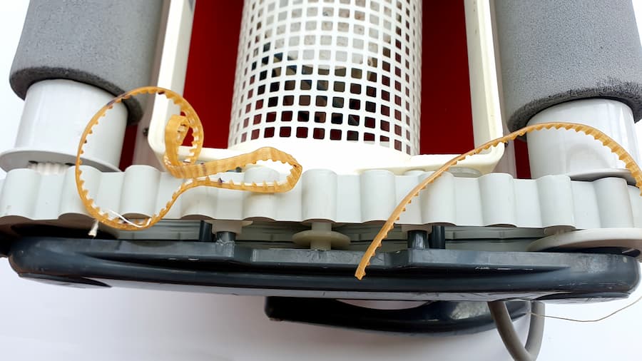 One of the drive belts on the robotic pool cleaner is broken