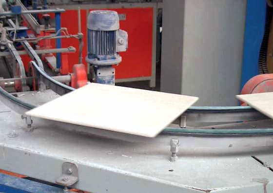 Coated polyurethane belts in use