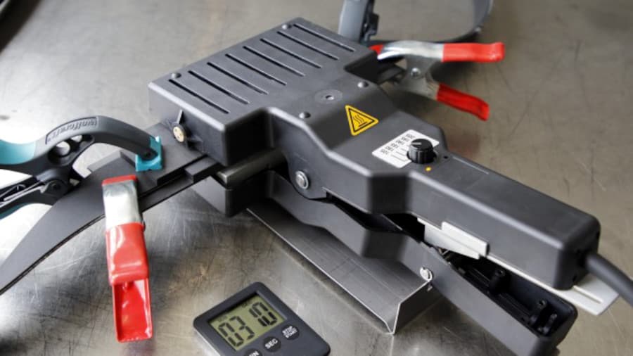 QUICKSPLICE joining using the QSP&nbsp;60&nbsp;LF&nbsp;PLUS unit